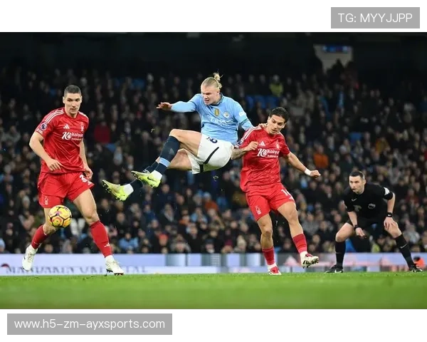 曼城德布劳内极限挑传助攻成为整场最亮画面