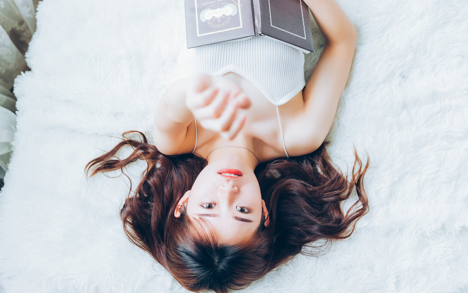 “智慧与速度的对决:2025世界运动会短柄墙球赛场,你的策略将决定胜负!”