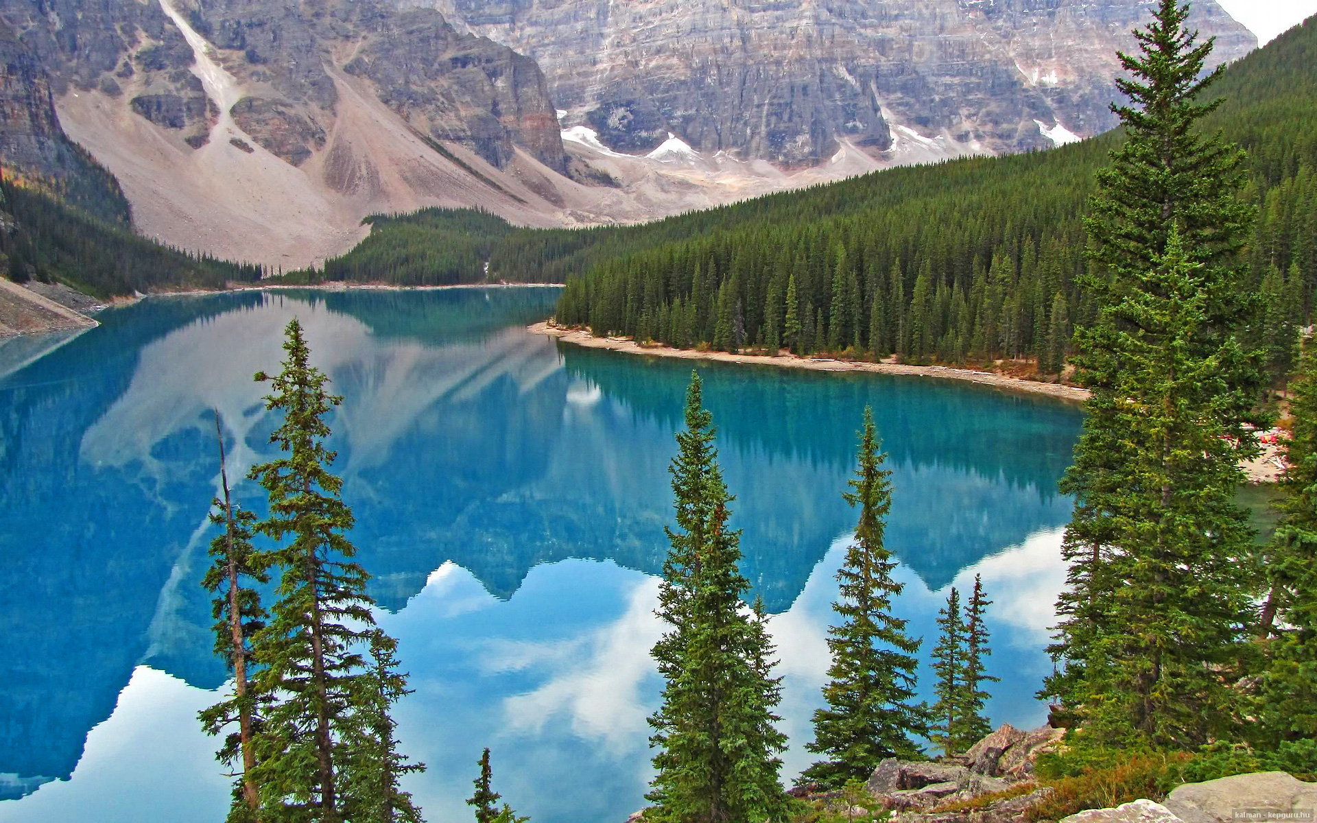 体育新闻中心推动智慧体育场馆媒体内容创新，智慧体育场馆可视化ppt