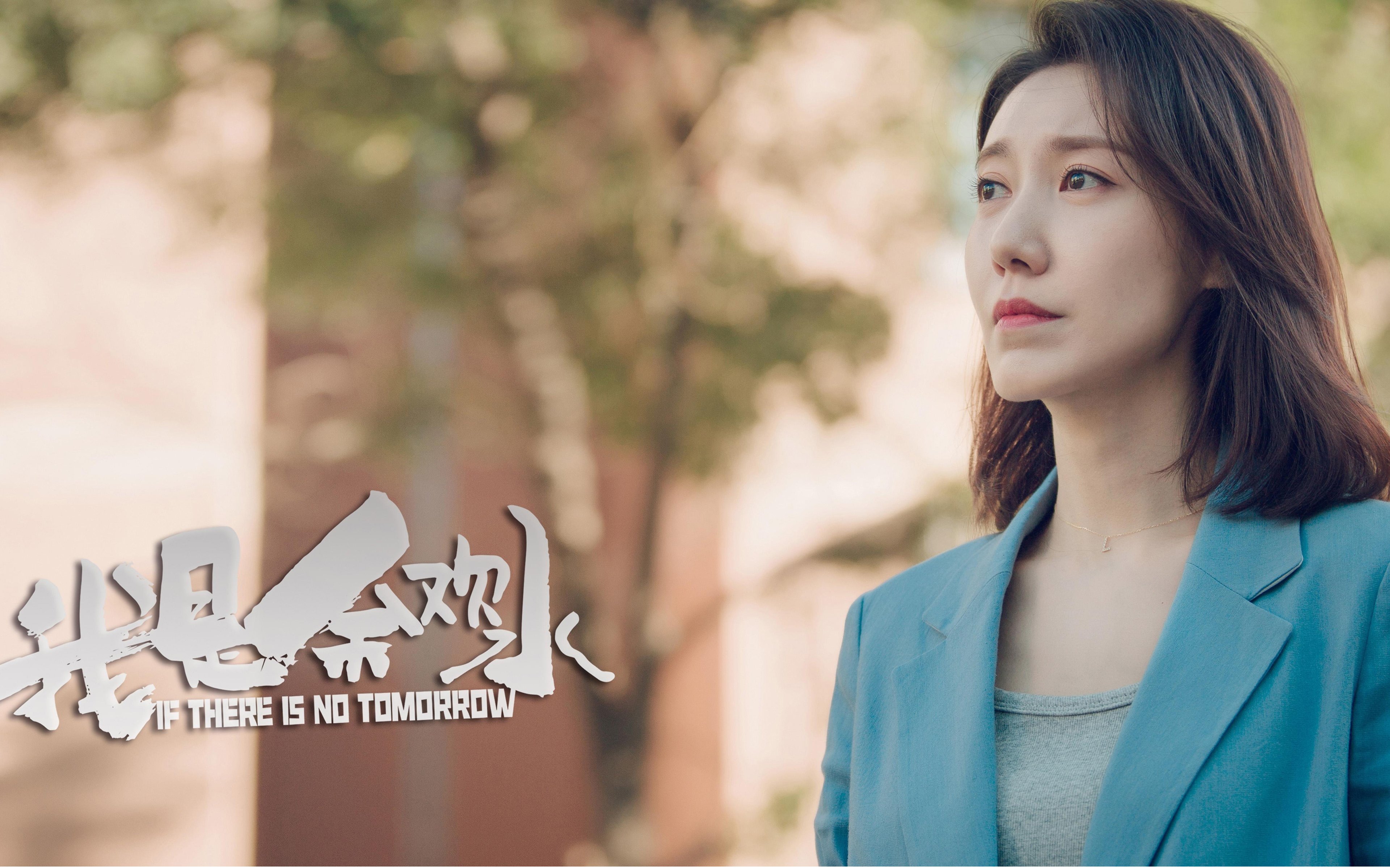 球迷为主队加油打气自制应援物成为现场最亮眼的存在，打球应援口号