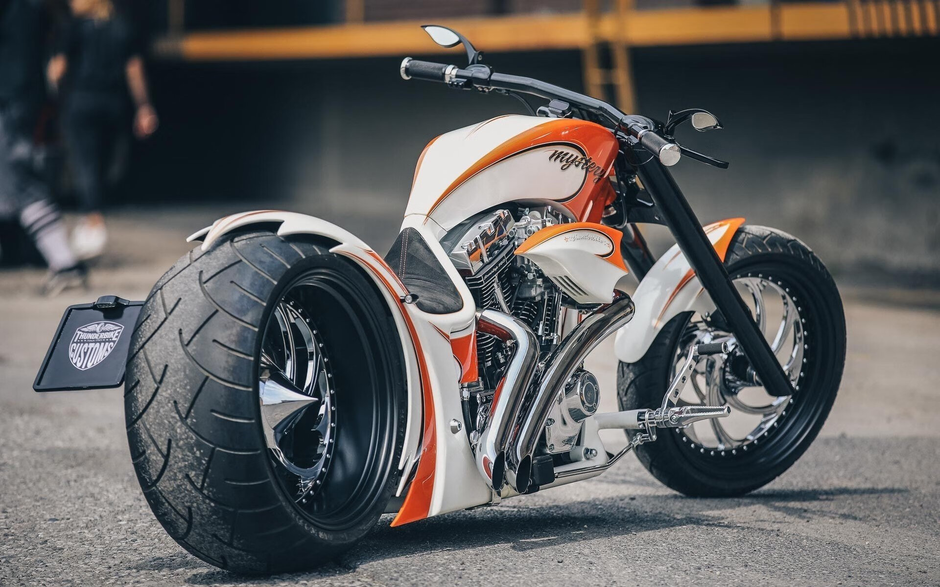 莫莉·奥卡拉汉冲刺阶段技压群雄，奥斯卡莫利亚