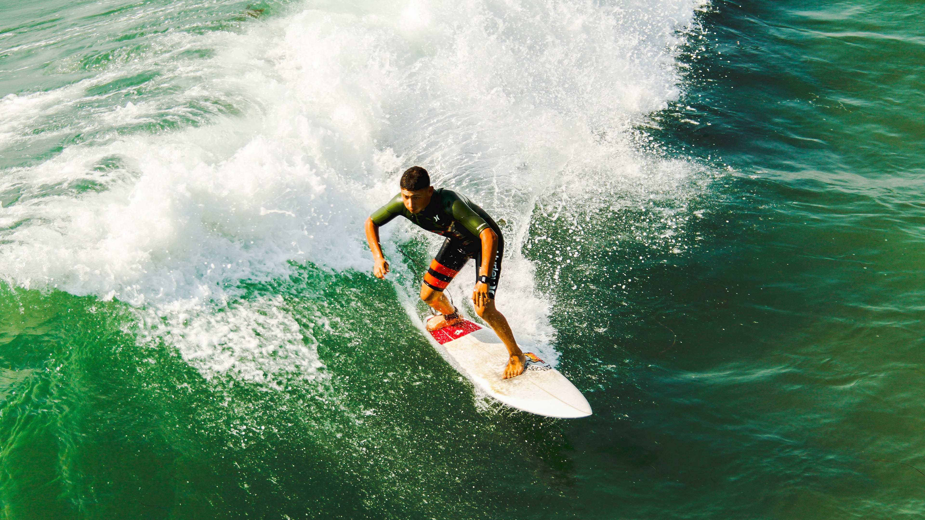 中国足球历史性时刻回顾，中国足球历程
